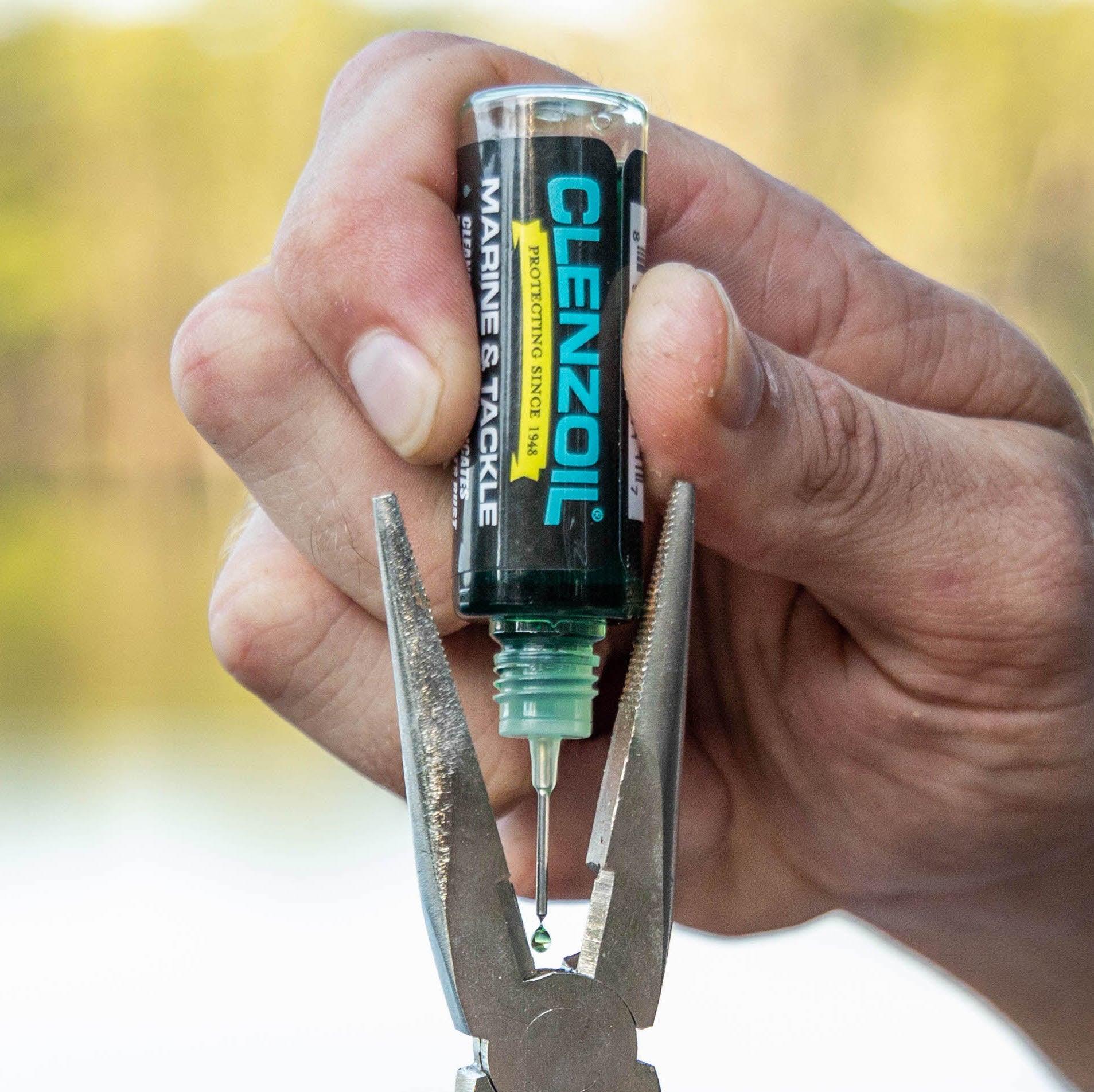 Marine & Tackle 0.5 oz. Needle Oiler - Three Pack Bundle - Clenzoil Unlimited
